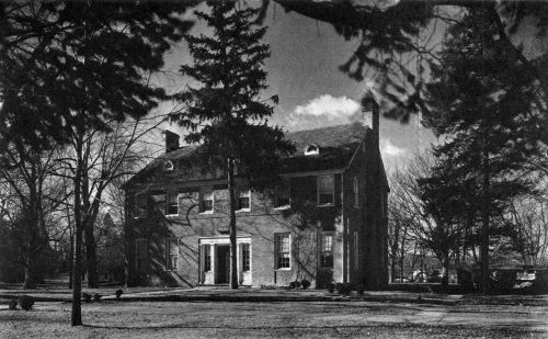 Police Department, about 1947. Photo courtesy the
Fairfax County Historical Society.